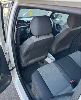 Predám Škodu Fabia 2 - 1.2 HTP 44kw - 4