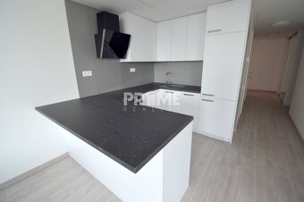 MODERNÝ 3i byt, VÝHĽAD, PARKING,TERASA, KLÍMA,SKY PARK, Tová - 4