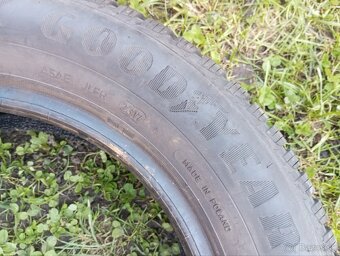 2x Zimné goodyear 195/65 R15 - 4