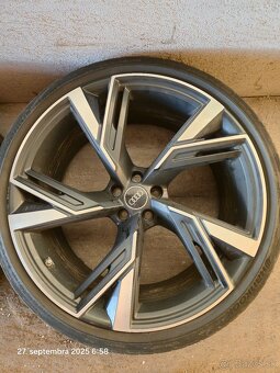 Originálna sada kolies Audi Sport RS6 C8 RS7 R22 + Pneu - 4