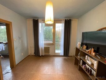 2-izb. byt, 54 m2, 2 x balkón, pôvodný stav, ul. Nováckeho - 4