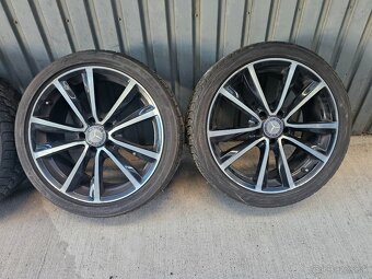 4ks orig. 18' kolesa Mercedes + zimne 225/40R18 - 4
