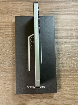 Samsung Galaxy S25 Ultra - 4