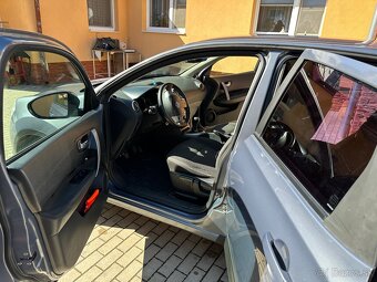 Nissan Qashqai - 4