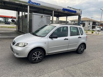 Mazda 2 benzín - 4