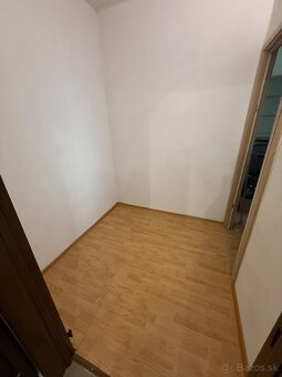 1 izbový byt na predaj, ul. Pod papierňou BJ - 4