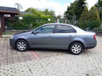 Predám Volkswagen Jetta 1.9. TDI 77 kw rok 2007 - 4