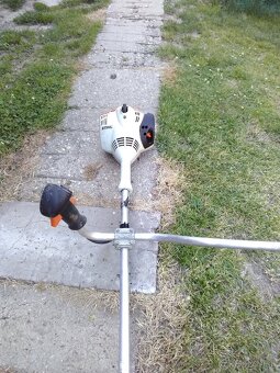 Predám krovinorez Stiihl FS56 - 4