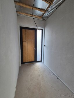 4–IZB.RD, NOVOSTAVBA TERASA,POZEMOK 506m²,PLAVECKÉ PODHRADIE - 4