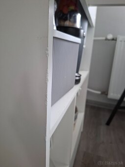 Barový pult s regálom - 4