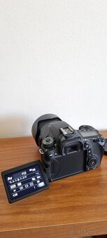 Canon EOS 70D, Tamron SP 45mm f1.8, Ulanzi VL 119 - 4