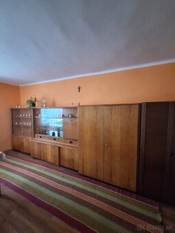 Retro sekretár - 4