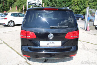 Volkswagen Touran 1.6 TDI Comfortline DSG - 4