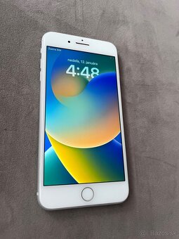 iPhone 8 Plus - 4