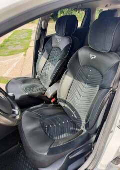 Predám Renault Clio Grandtour Limited r.v.: 8/2018 - 4