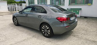 Mercedes-Benz A180D sedan - 4