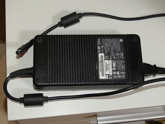 Adapter HP HSTNN-LA12 230W 609946-001 608432-001 ELITEBOOK - 4