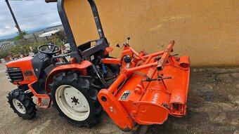 Kubota - 4