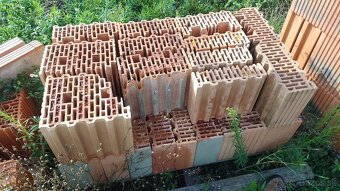 Predam 1,5 palety 30 ky brusenej tehly - 4