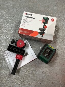 Krizovy laser PARKSIDE - 4