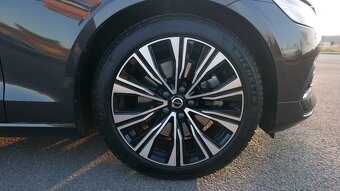 Volvo V60 B4 Diesel Plus 145kw - 4