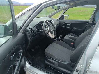 Kia VENGA,1.4 benzín,134tis. km,dobré auto s vyšším posedom - 4