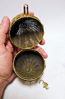 zbierka starožitností - 4