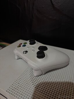 Xbox ONE S + monitor - 4