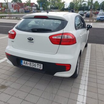 KIA Rio 1,25 CVVT - 4