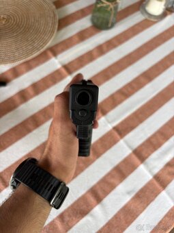Glock 19 Co2 - 4