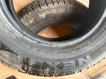 Pneu 205/70 R 15 C - 4