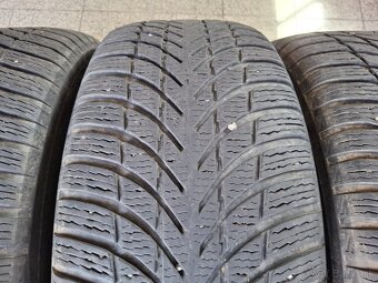 Nokian 265/60R18 - 4