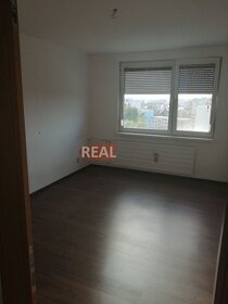 REALFINN - NOVÉ ZÀMKY - 2 izbový byt na predaj - 4