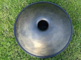 Handpan / spacedrum D kurd (9 tónový) - 4