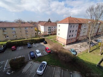 Prenajmem veľký 3i byt s parkovaním v Trenčíne. - 4