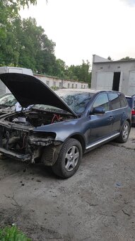 Rozpredam vw touareg 2004 - 4