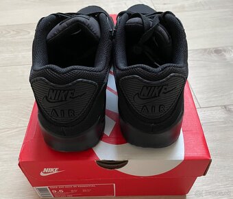 NIKE Air Max 90 - 4