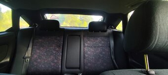 Predám Mazda 323F - 4