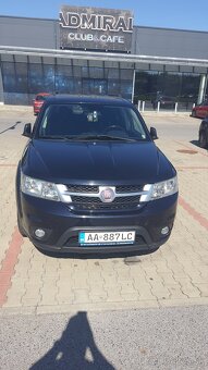 Fiat Freemont 2.0 MJT 125kW – 7 miest, trojzónová klíma, vyh - 4