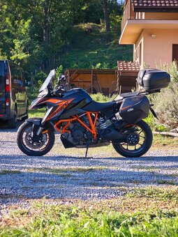 KTM 1290 Super Duke GT - 4