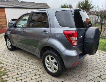 •DAIHATSU TERIOS 1.5i, 4x4, 77 kW, 5-st. manuál, r.v. 2006• - 4