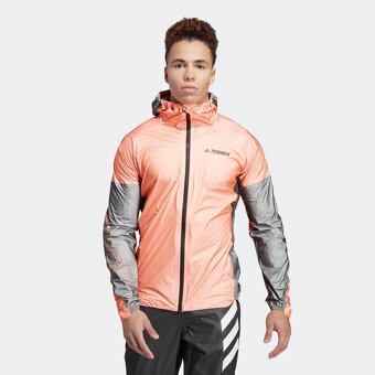 KUPIM ADIDAS TERREX oBLECENIE velkost S - 4