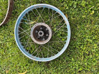 Ráfiky na pionier 555 - 4