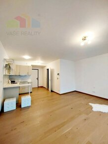Na prenájom 1-izbový byt s balkónom, 42 m², Košická ul., ZWI - 4