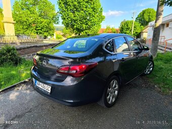 Opel Astra Sedan 1,4 benzin - 4