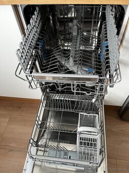 Predám umývačku riadu Whirlpool ADP 522 WH / 45cm - 4