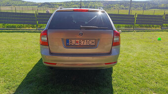 Skoda octavia combi. - 4
