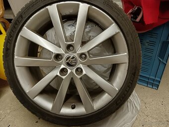 Škoda Alaris R18 5x112 225 40 - 4