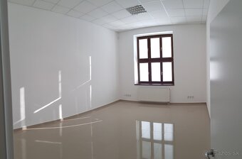 Klimatizované priestory v centre Bytče na prenájom. - 4