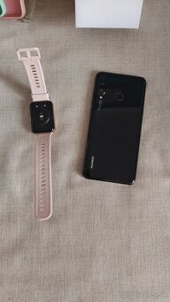 Telefón Huawei P30 lite a hodinky Fit 2 - 4